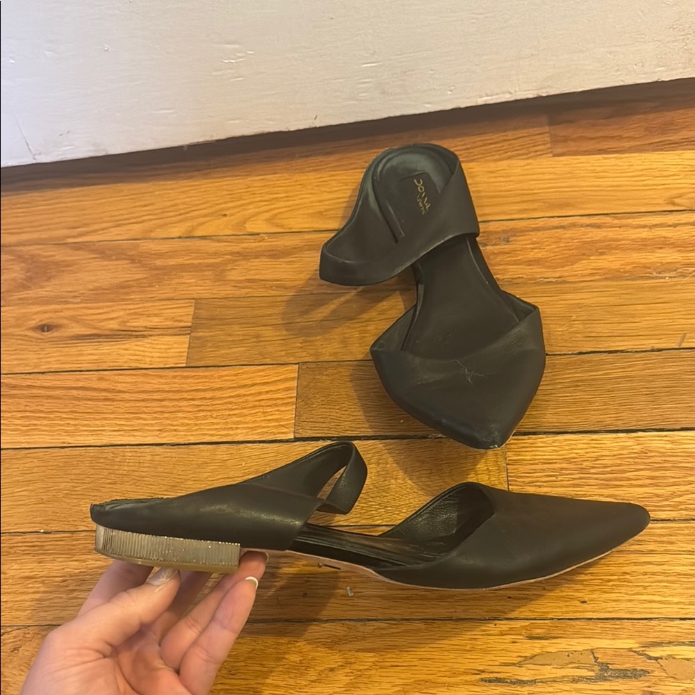 Black and gold heel Flats